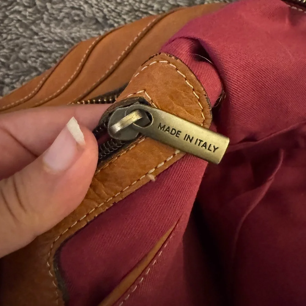 IL DUCA Tan Italian Leather Hobo Bag